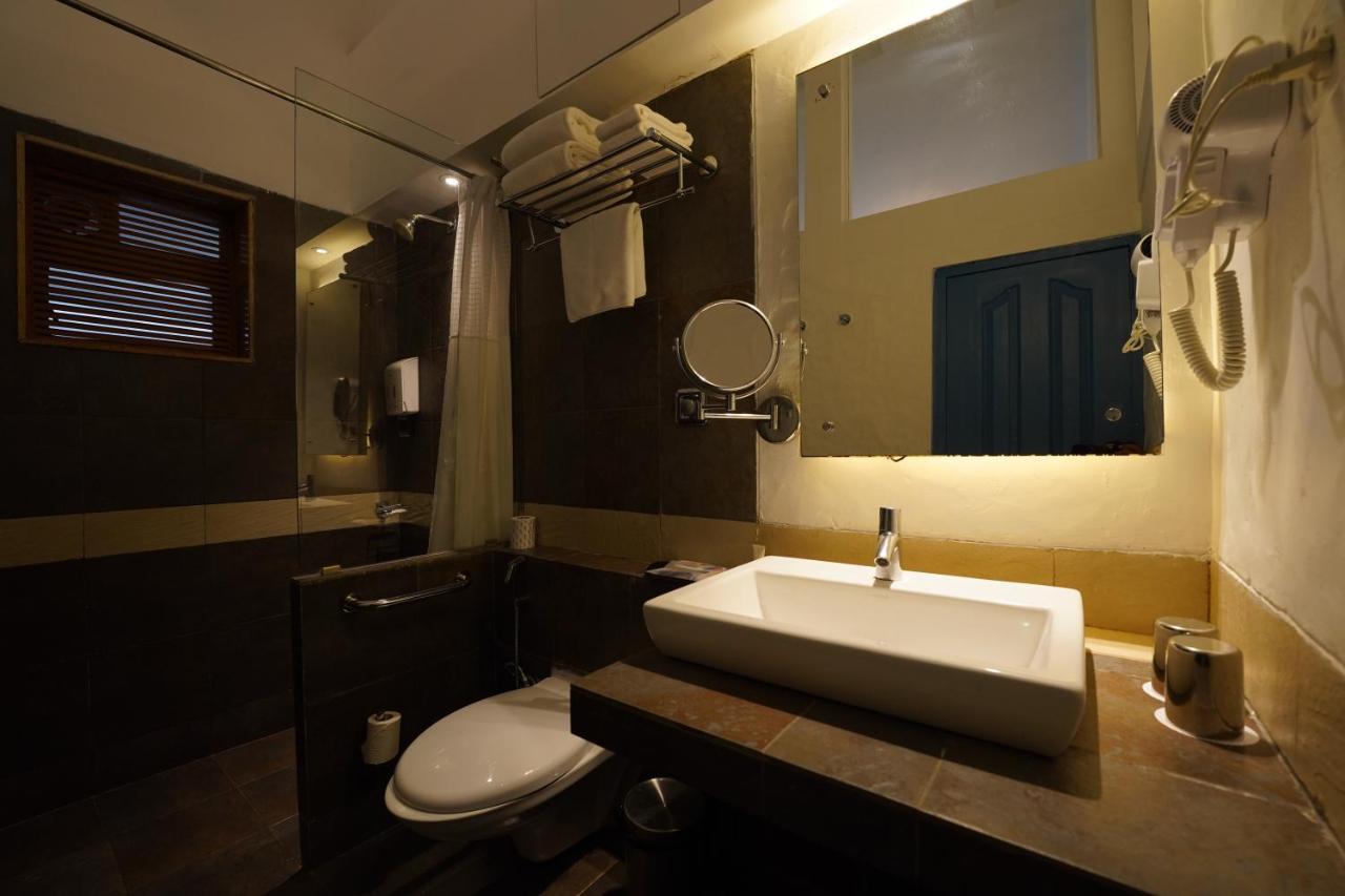 Zone Connect By The Park Calangute Hotel Old Goa Ngoại thất bức ảnh