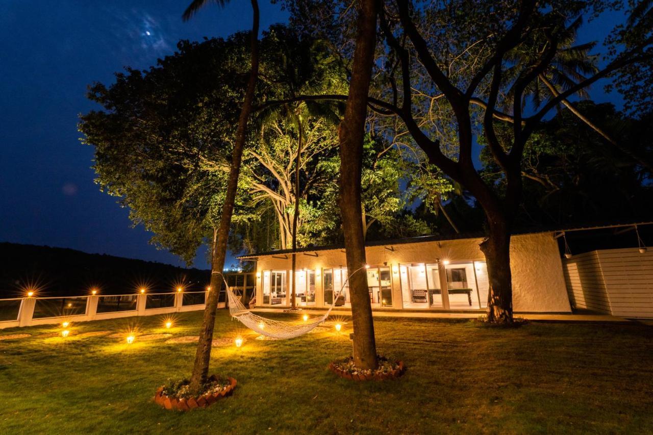 Zone Connect By The Park Calangute Hotel Old Goa Ngoại thất bức ảnh