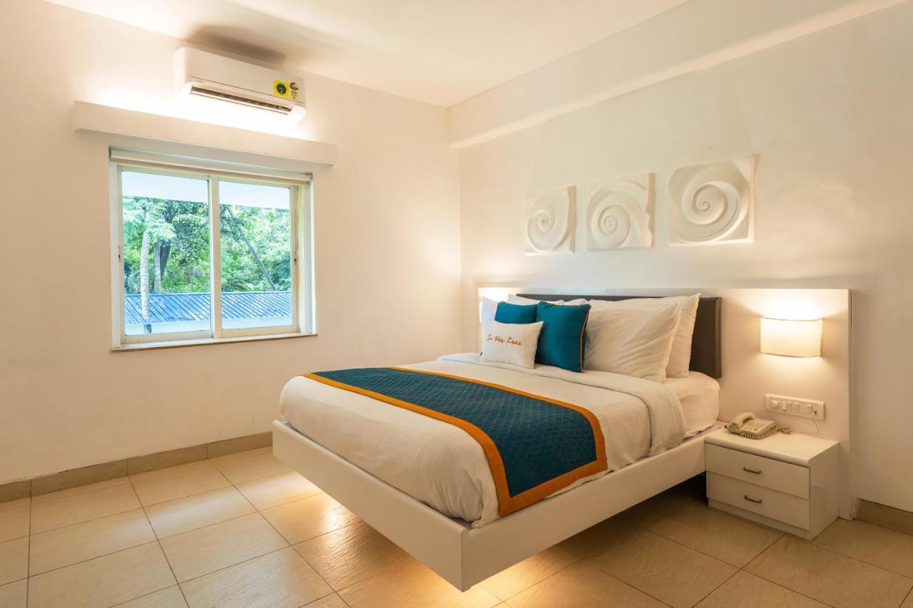 Zone Connect By The Park Calangute Hotel Old Goa Ngoại thất bức ảnh